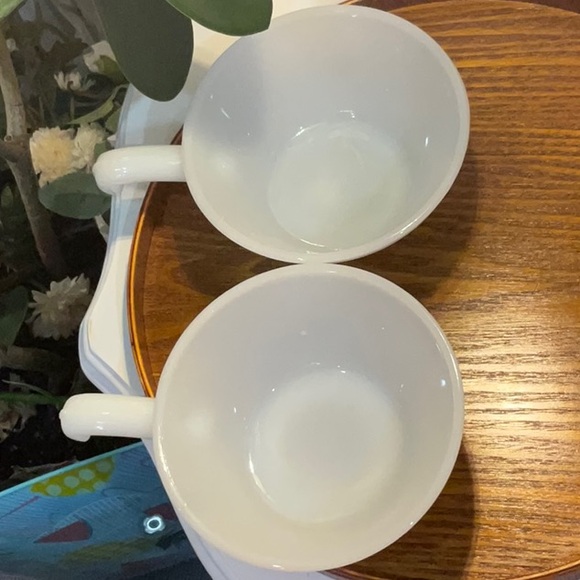 Set of 2 Anchor Hocking Fire King Milk Glass Vintage Soup Bowls With Handles - Picture 6 of 7